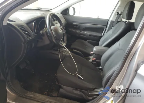 2015 Mitsubishi Outlander Sport Es z USA, uszkodzony, nr VIN 4A4AR3AU9FE042362